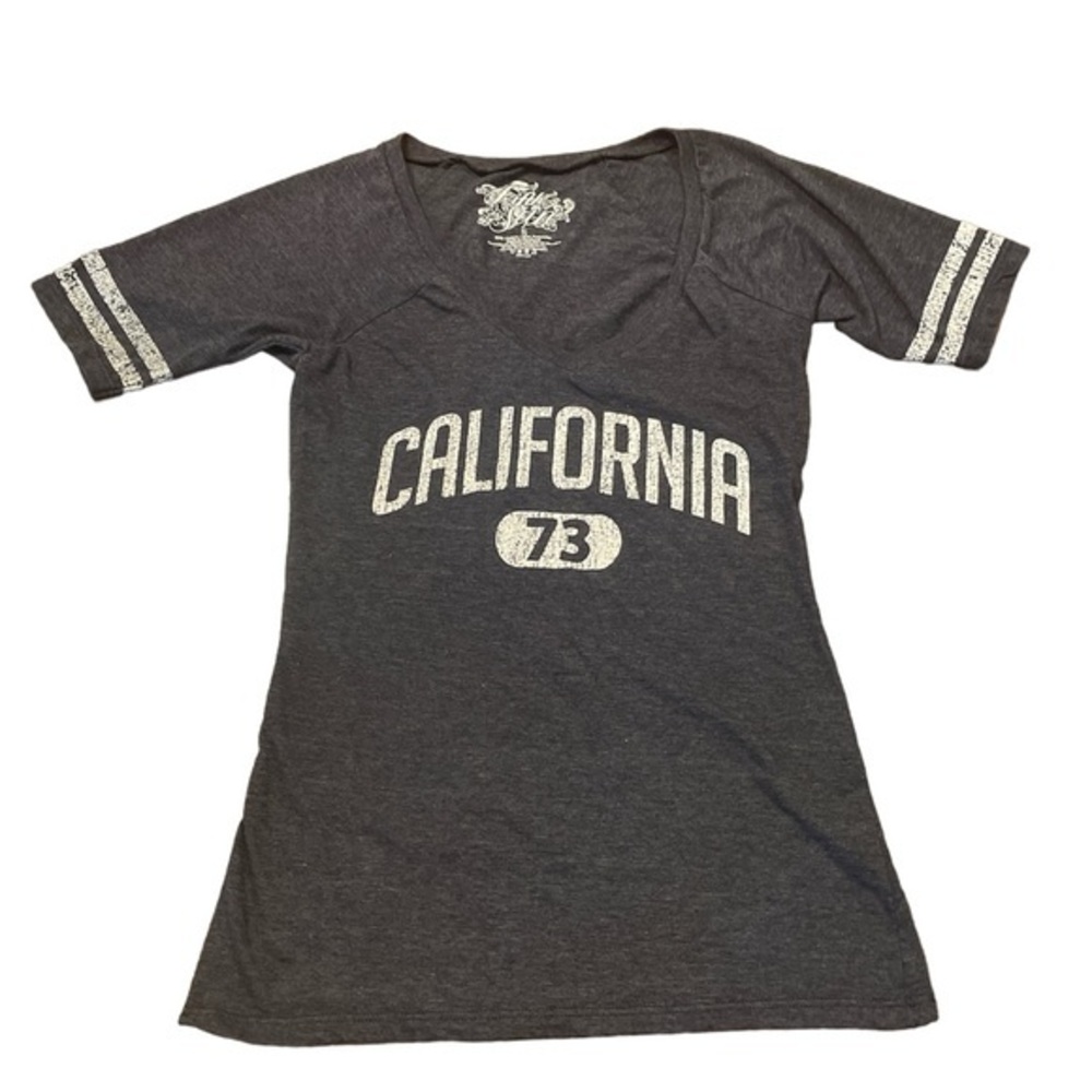 FIFTH SUN Womens T Shirt with California logo size Small